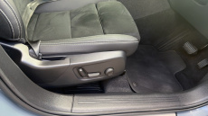 Volvo Xc40 1.5 T4 Recharge PHEV Plus Dark 5dr Auto Estate